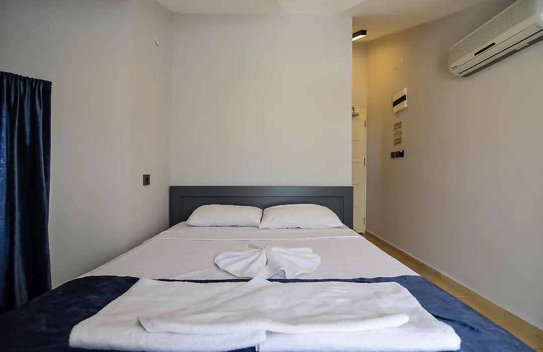 Berry Bella Hotel-1